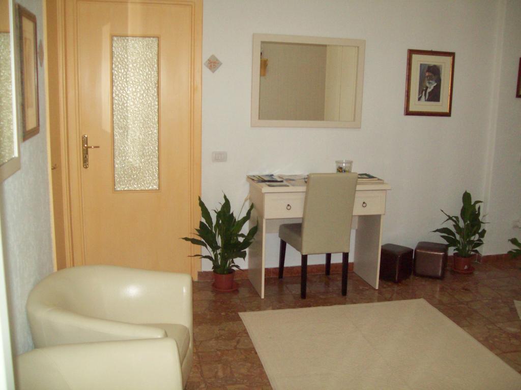 B&B Roge Ольбія Екстер'єр фото