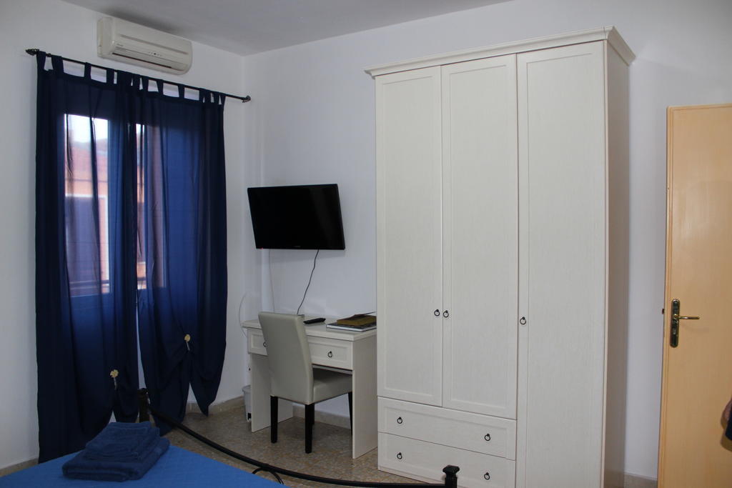 B&B Roge Ольбія Екстер'єр фото