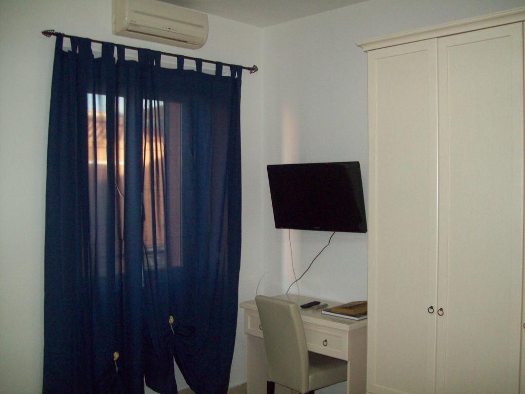 B&B Roge Ольбія Екстер'єр фото